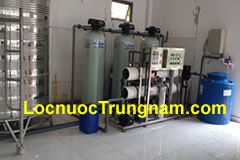 Hệ thống lọc nước đóng bình đóng chai với dây chuyền chiết rót tự động chai nước tinh khiết